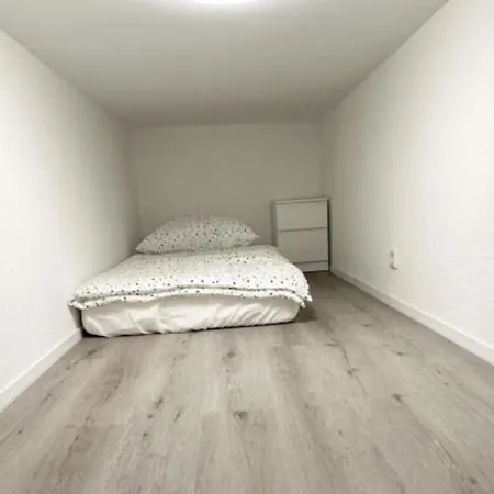 Work And Sleep 6 Pers Bahnhofsnah Monteure Und Gruppen D6