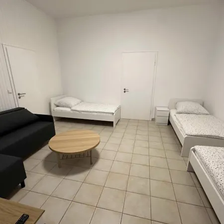 Work And Sleep 6 Pers Bahnhofsnah Monteure Und Gruppen D6