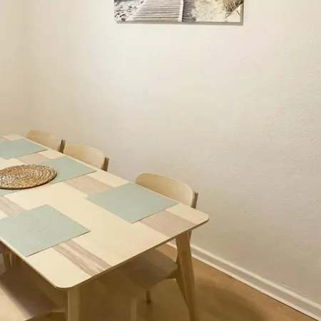 Work And Sleep 6 Pers Bahnhofsnah Monteure Und Gruppen D6 Appartement Düsseldorf