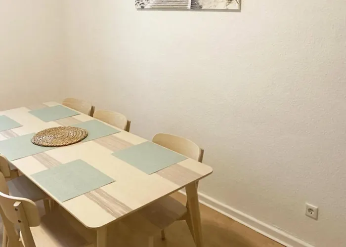 Work And Sleep 6 Pers Bahnhofsnah Monteure Und Gruppen D6 Daire Düsseldorf